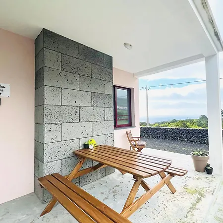 Vista Montanha Semesterbostad *